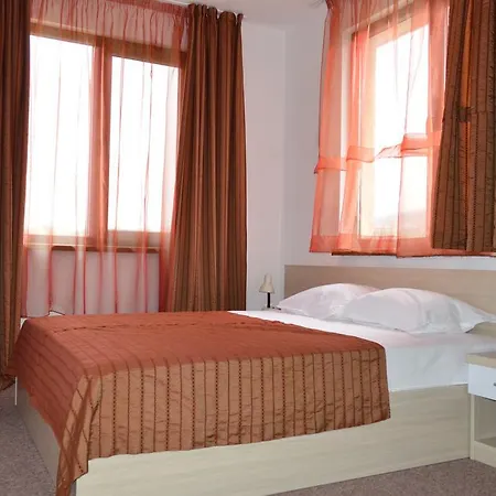 Zlati Guest house *