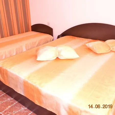Zlati Guest house